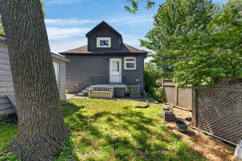 219 Hess Street S, Hamilton, ON - Outdoor