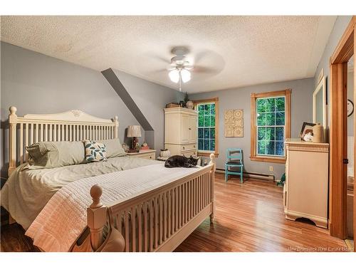21 Chateau Dr, Mcleod Hill, NB 