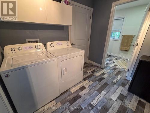 794022 Island Road, Englehart (Central Timiskaming), ON - Indoor Photo Showing Laundry Room
