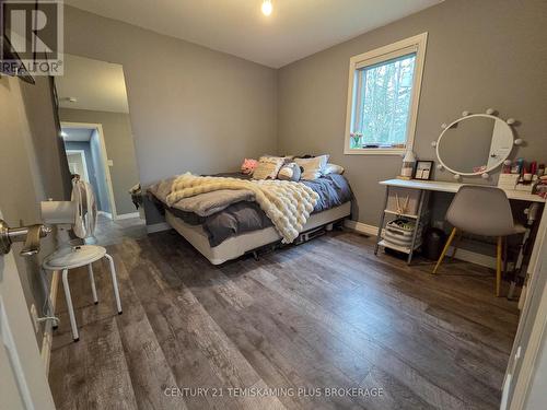 794022 Island Road, Englehart (Central Timiskaming), ON - Indoor Photo Showing Bedroom