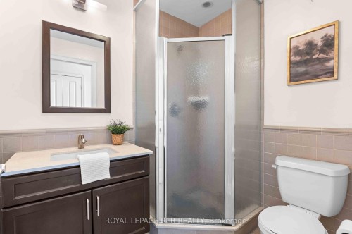 1702-100 John Street, Brampton, ON - Indoor Photo Showing Bathroom