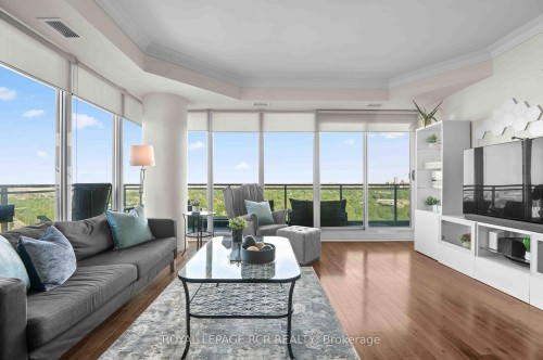 1702-100 John Street, Brampton, ON - Indoor Photo Showing Living Room