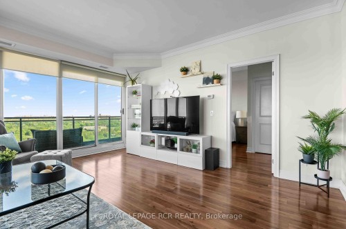 1702-100 John Street, Brampton, ON - Indoor Photo Showing Living Room