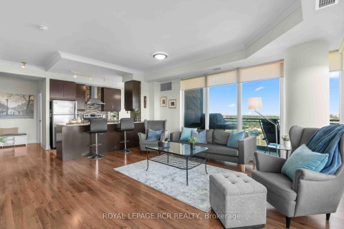 1702-100 John Street, Brampton, ON - Indoor Photo Showing Living Room