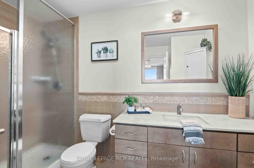1702-100 John Street, Brampton, ON - Indoor Photo Showing Bathroom