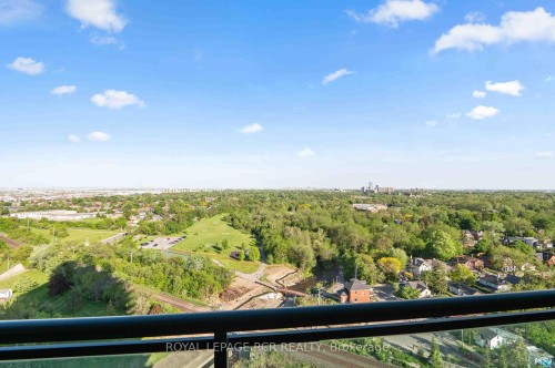 1702-100 John Street, Brampton, ON - Outdoor With Balcony With View
