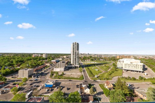 1702-100 John Street, Brampton, ON - Outdoor With View