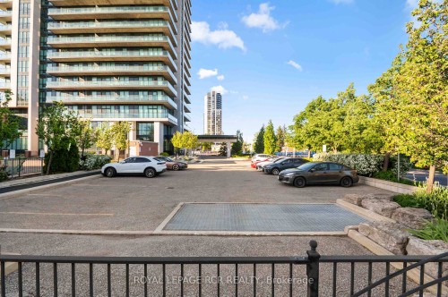 1702-100 John Street, Brampton, ON - Outdoor With Balcony