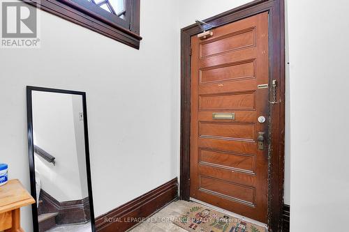 66 Delaware Avenue, Ottawa, ON - Indoor Photo Showing Other Room