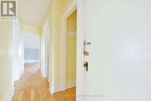 66 Delaware Avenue, Ottawa, ON - Indoor Photo Showing Other Room
