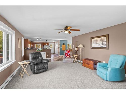 2535 Route 102, Lincoln, NB 