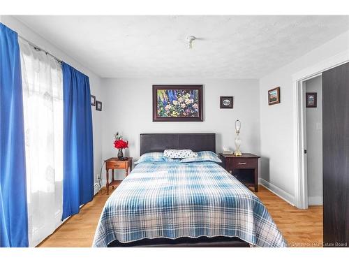 2535 Route 102, Lincoln, NB 