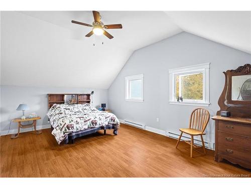 2535 Route 102, Lincoln, NB 