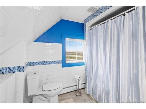 2535 Route 102, Lincoln, NB 