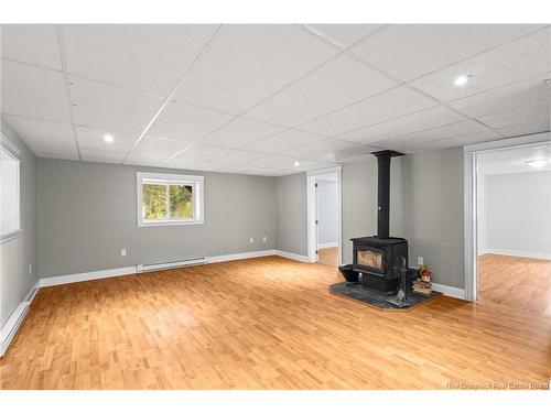2535 Route 102, Lincoln, NB 