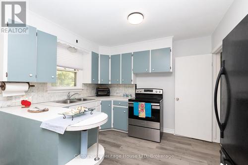 101 Bunting Road, St. Catharines (E. Chester), ON - Indoor Photo Showing Dining Room