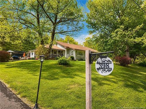 398 Tweedside Rd, Harvey, NB 