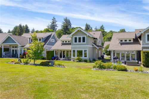 #15-5251 Island Hwy West, Qualicum Beach, BC 