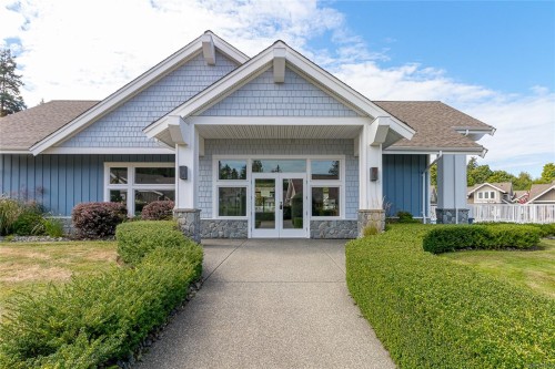 #15-5251 Island Hwy West, Qualicum Beach, BC 