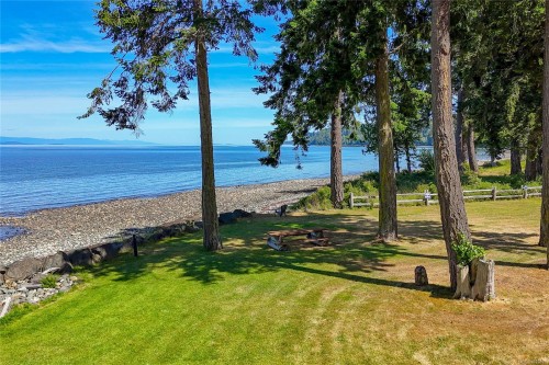 #15-5251 Island Hwy West, Qualicum Beach, BC 