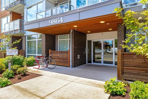 #103-9864 Fourth St, Sidney, BC - Outdoor With Exterior