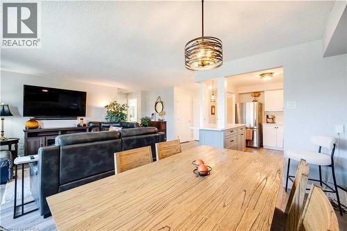 9 Bonheur Court Unit# 401, Brantford, ON - Indoor