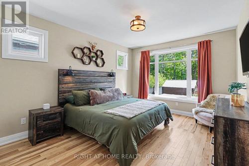 Peaceful, complete with a large walk-in closet - 766 Du Rivage Street, Clarence-Rockland, ON - Indoor Photo Showing Bedroom