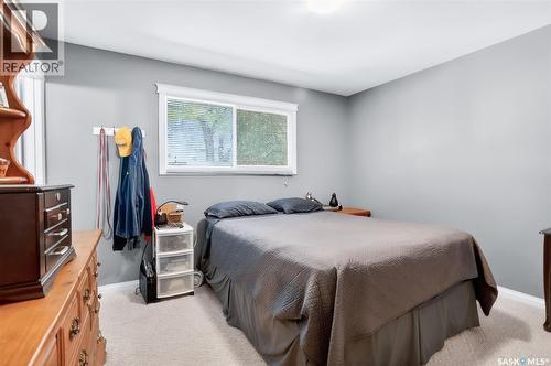 215 Neatby Crescent, Saskatoon, SK - Indoor Photo Showing Bedroom