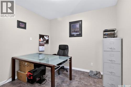 215 Neatby Crescent, Saskatoon, SK - Indoor