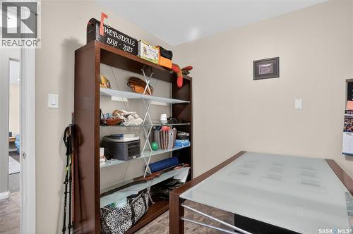 215 Neatby Crescent, Saskatoon, SK - Indoor