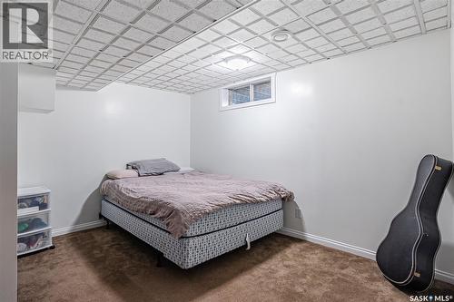 215 Neatby Crescent, Saskatoon, SK - Indoor Photo Showing Bedroom
