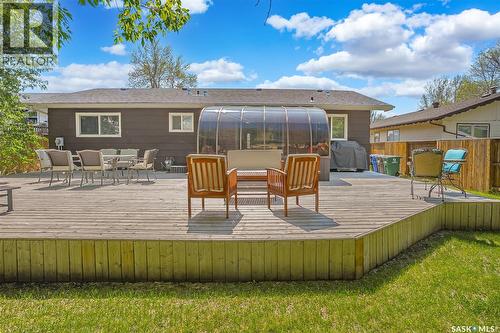 215 Neatby Crescent, Saskatoon, SK - Outdoor With Deck Patio Veranda