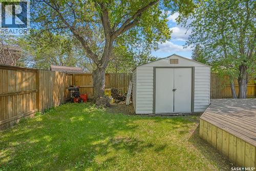 215 Neatby Crescent, Saskatoon, SK - Outdoor