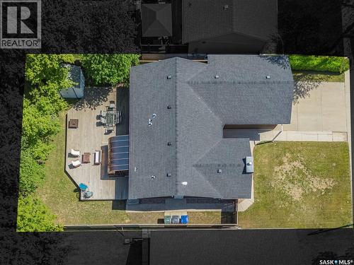 215 Neatby Crescent, Saskatoon, SK - Outdoor