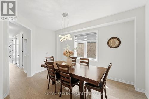 80 Explorer Way, Thorold, ON - Indoor Photo Showing Dining Room