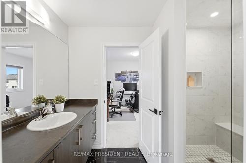 80 Explorer Way, Thorold, ON - Indoor Photo Showing Bathroom