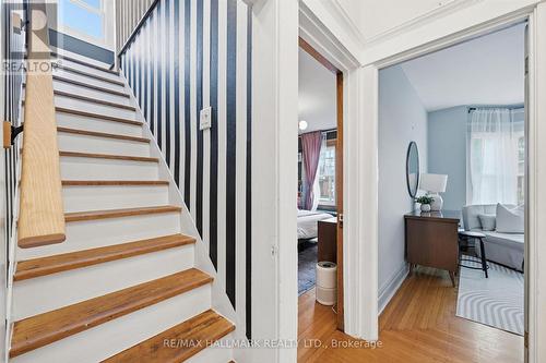 102 Carrick Avenue, Hamilton, ON - Indoor Photo Showing Other Room