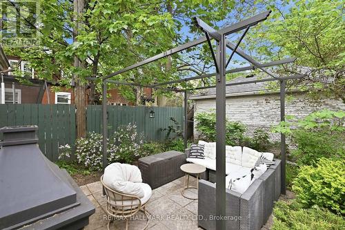 102 Carrick Avenue, Hamilton, ON - Outdoor