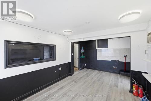 912 St Laurent Boulevard S, Ottawa, ON 