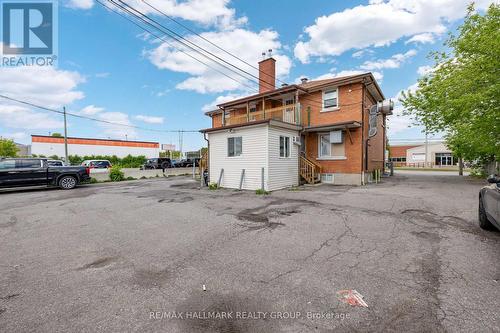 912 St Laurent Boulevard S, Ottawa, ON 