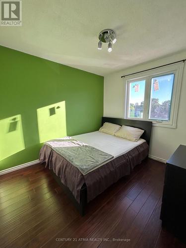 87 Avenue Road, Richmond Hill, ON - Indoor Photo Showing Bedroom