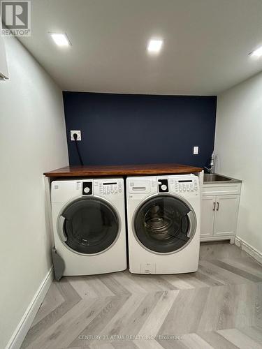 87 Avenue Road, Richmond Hill, ON - Indoor Photo Showing Laundry Room