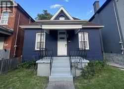 44 MADISON AVENUE  Hamilton, ON L8L 5Y1