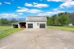 Garage - 