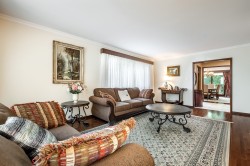 10 Av. Beverley Mont-Royal, QC H3P 1K2
