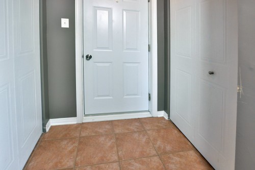 Entry - 001-2860 Rue Montcalm, Vaudreuil-Dorion, QC - Indoor Photo Showing Other Room