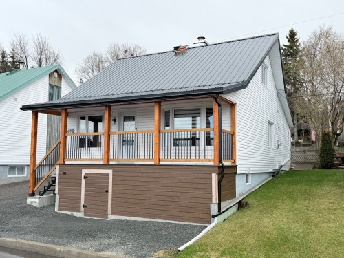 50 Rue De Gaulle  Lévis (Desjardins), QC G6V 3L1