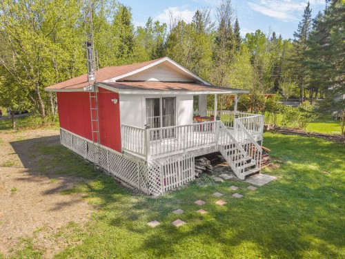 Extérieur - 120 Ch. Bernard, Bury, QC - Outdoor With Deck Patio Veranda