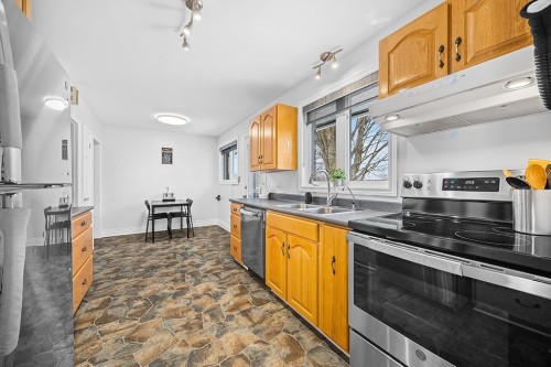 Cuisine - 766 Ch. John-Dale, Shawville, QC 
