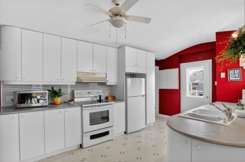 Cuisine - 692  - 698 7E Rue, Shawinigan, QC - Indoor Photo Showing Kitchen